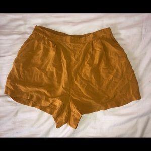 Forever 21 Women’s mustard flowy knit shorts